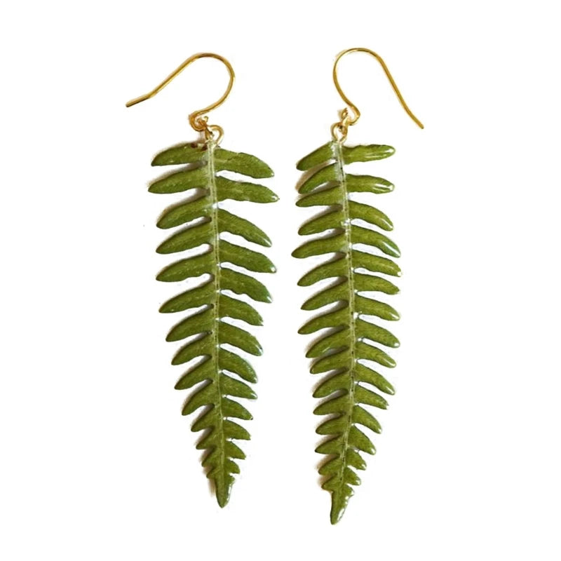 Whispers of the Wild – Delicate Fern Leaf Earrings That Let Nature Dance Beside You
