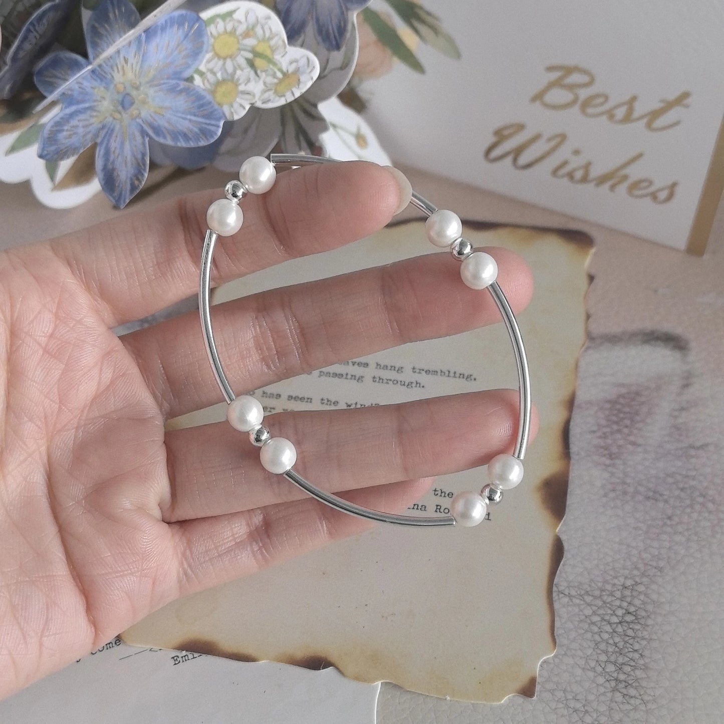 Where Nature Meets Grace – Sterling Silver Green Leaf Bracelet That Wraps the Wild Around Your Wrist