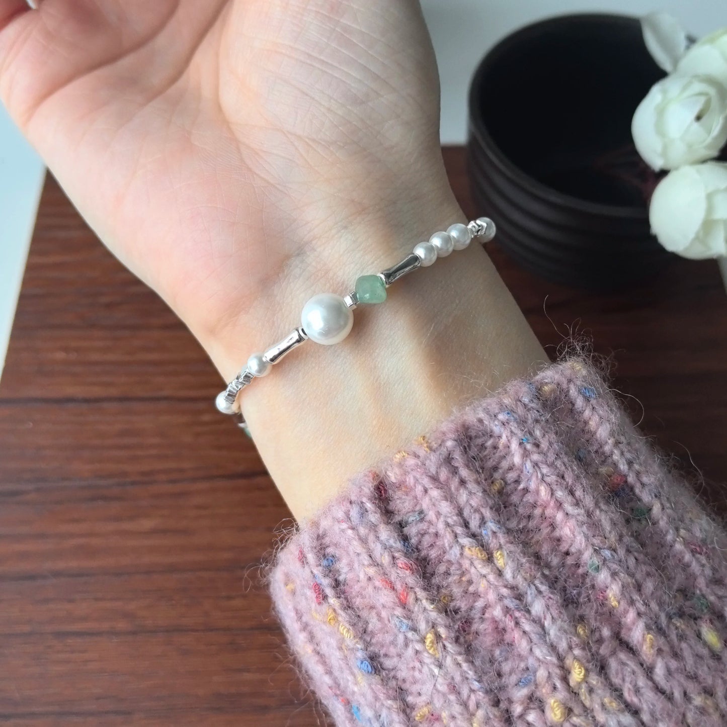Where Nature Meets Grace – Sterling Silver Green Leaf Bracelet That Wraps the Wild Around Your Wrist