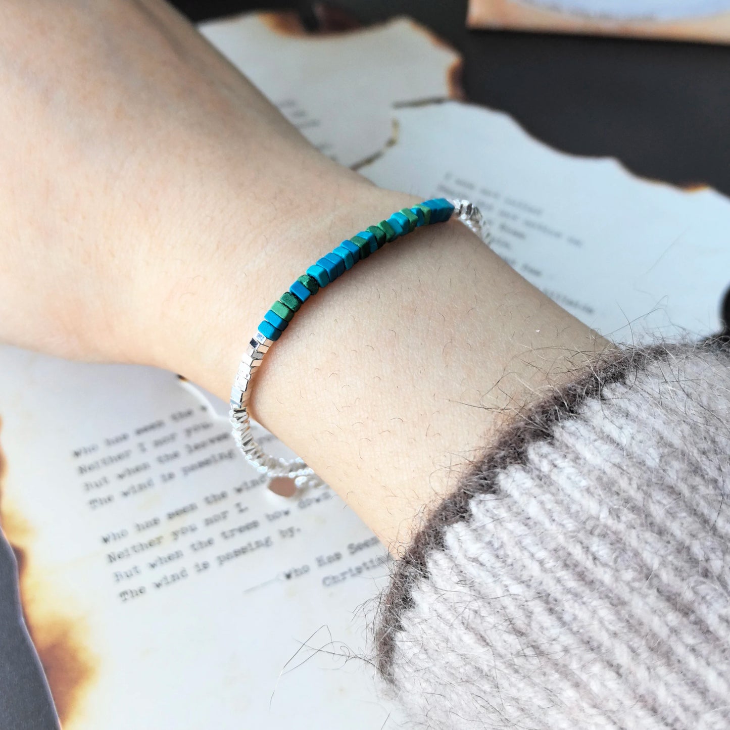 Where Nature Meets Grace – Sterling Silver Green Leaf Bracelet That Wraps the Wild Around Your Wrist