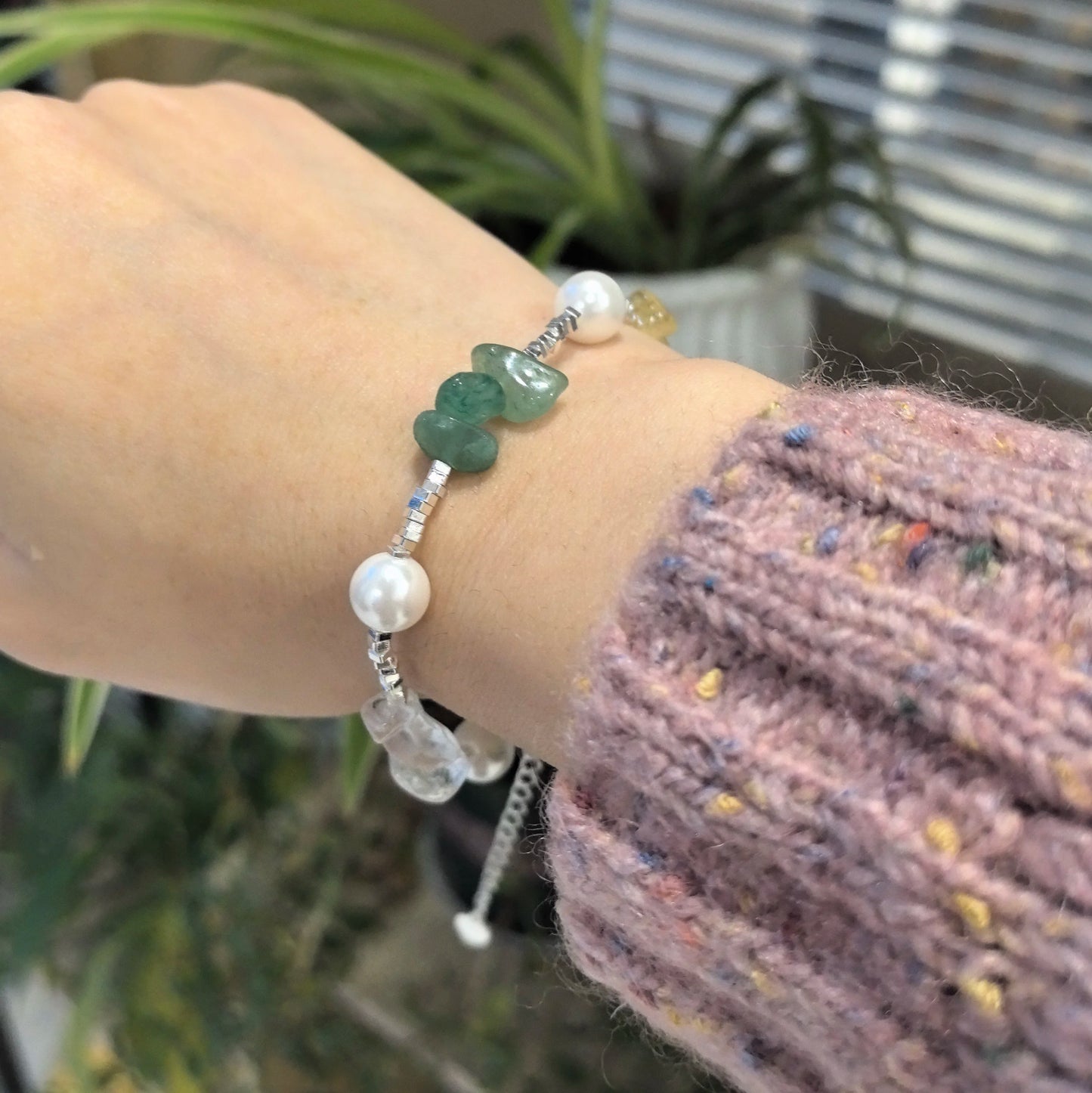 Where Nature Meets Grace – Sterling Silver Green Leaf Bracelet That Wraps the Wild Around Your Wrist