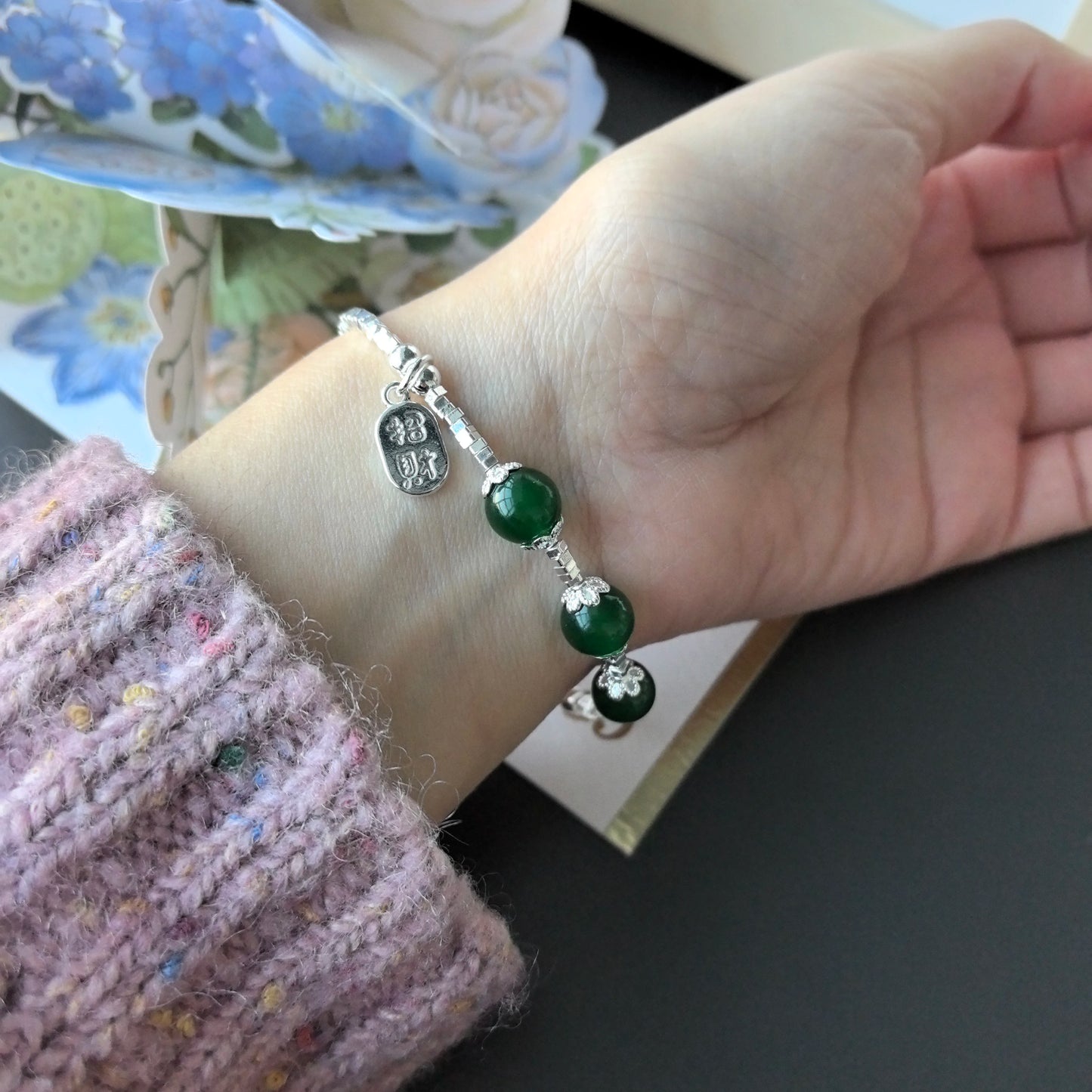 Where Nature Meets Grace – Sterling Silver Green Leaf Bracelet That Wraps the Wild Around Your Wrist