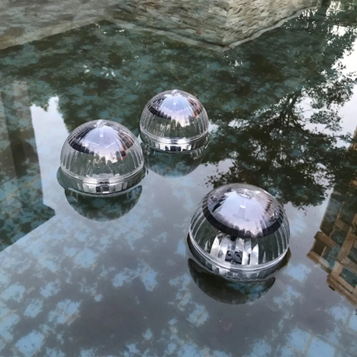 Solar Floating Pool Lights – Colour That Follows the Water