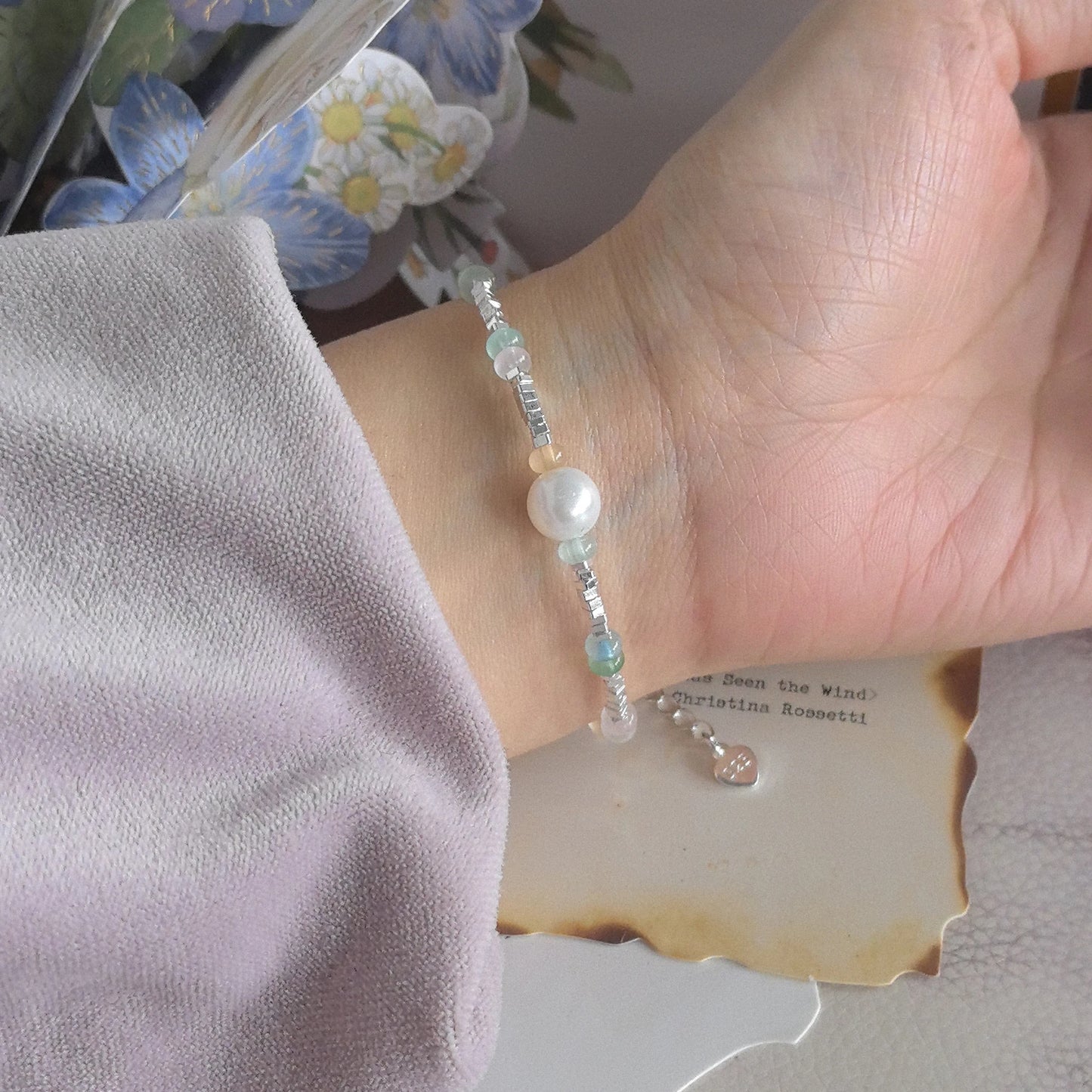 Where Nature Meets Grace – Sterling Silver Green Leaf Bracelet That Wraps the Wild Around Your Wrist