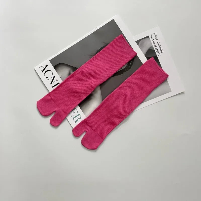 Rediscover Comfort, Balance & Style – Combed Cotton Tabi Socks That Honour Tradition and Redefine Everyday Wear