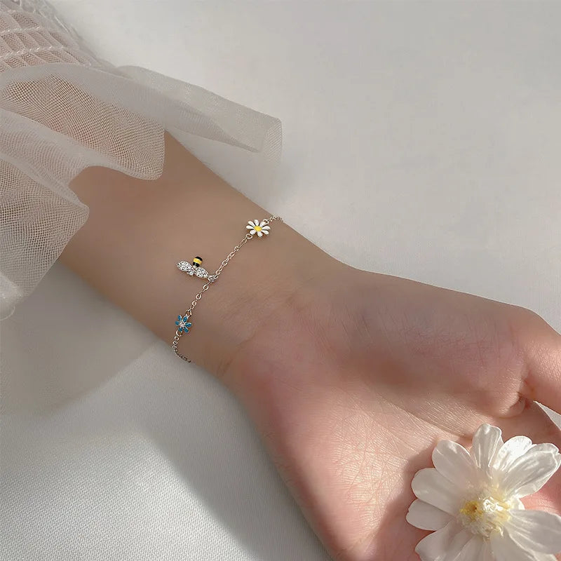 925 Silver Garden of Light – Sterling Silver Daisy & Bee Charm Bracelet That Dances with Every Move