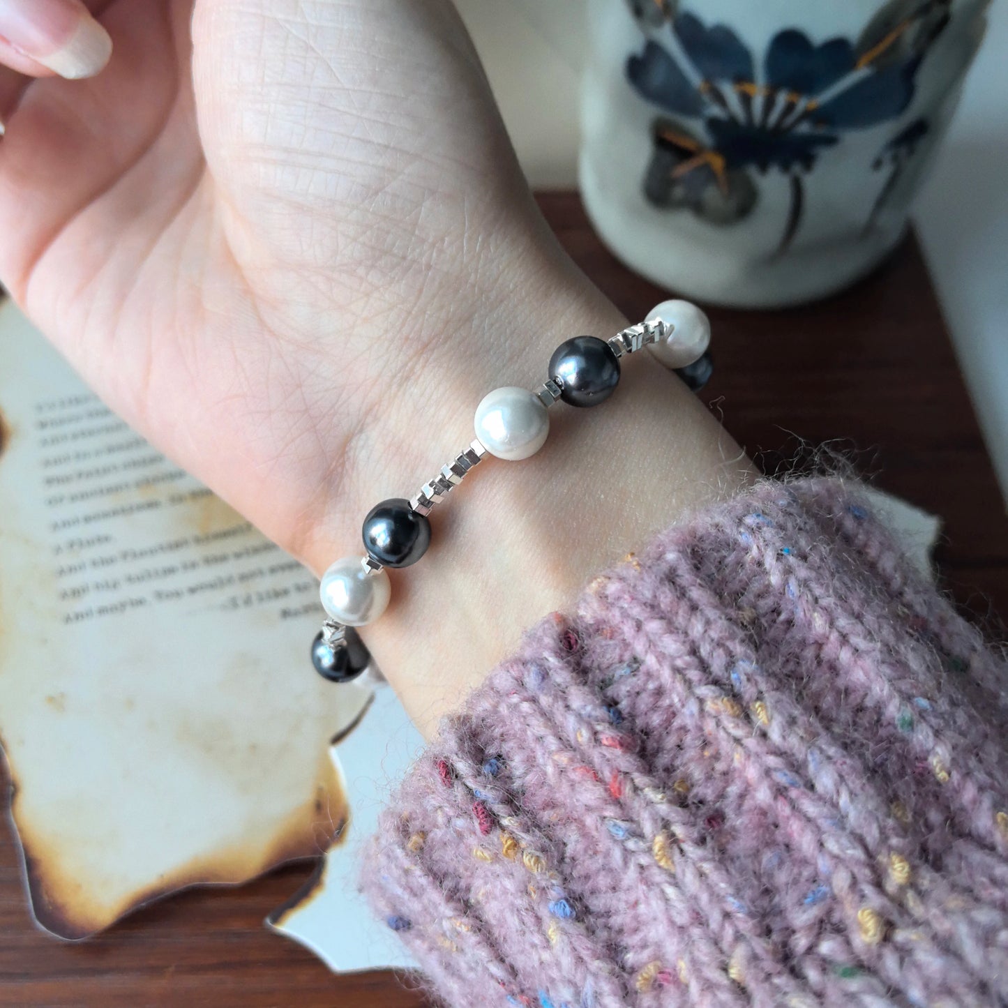 Where Nature Meets Grace – Sterling Silver Green Leaf Bracelet That Wraps the Wild Around Your Wrist