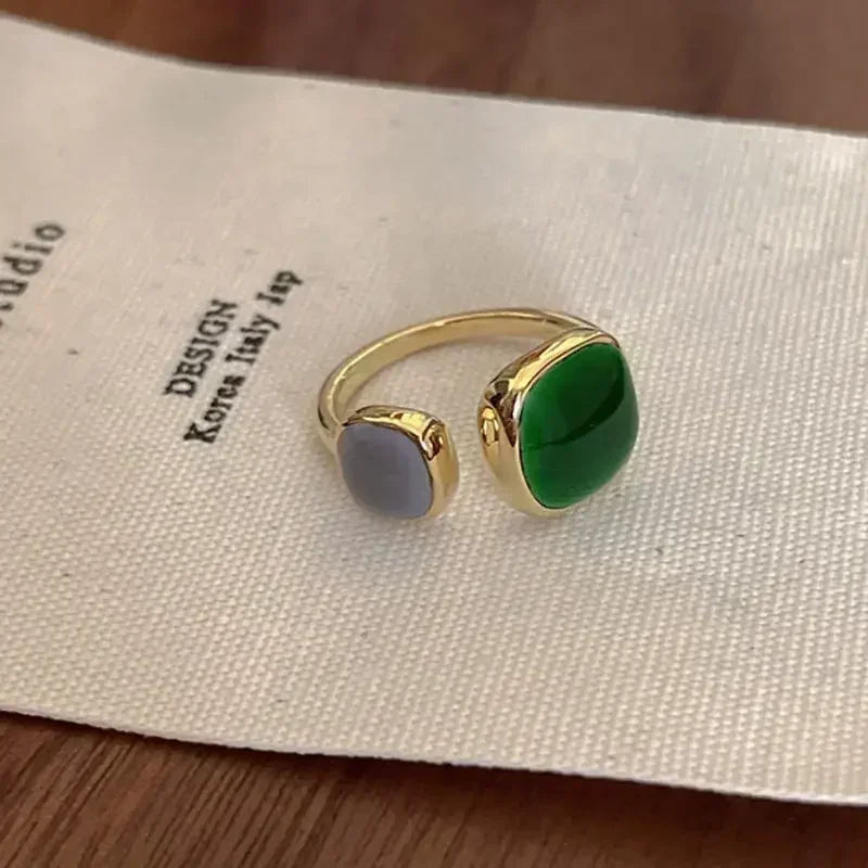 A Petal for Every Moment – Simple Daisy Ring That Blooms with Everyday Joy