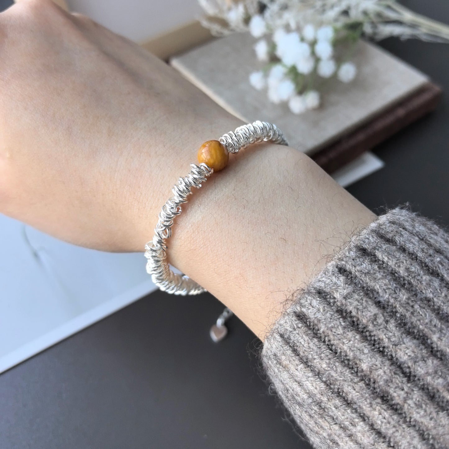 Where Nature Meets Grace – Sterling Silver Green Leaf Bracelet That Wraps the Wild Around Your Wrist