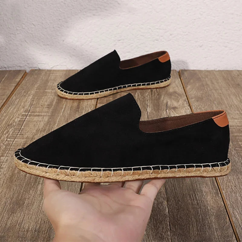 Stride into Summer – Effortless Style Meets Natural Hemp Comfort