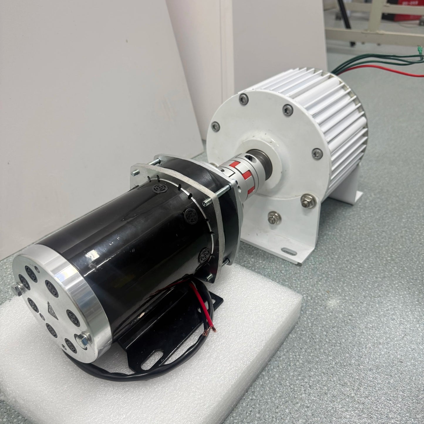Silent Electricity – Low‑RPM Permanent‑Magnet Dynamo Generator, 20 kW