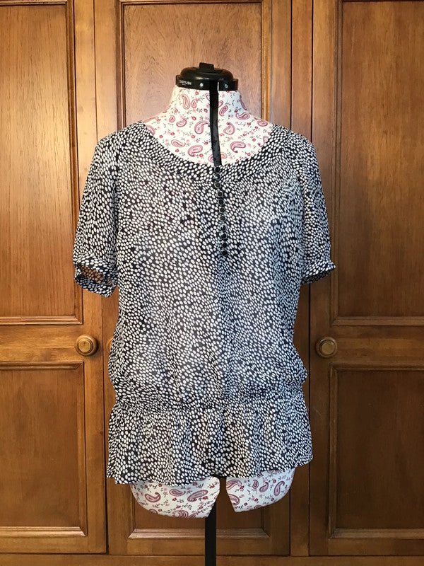 Spotted blouse