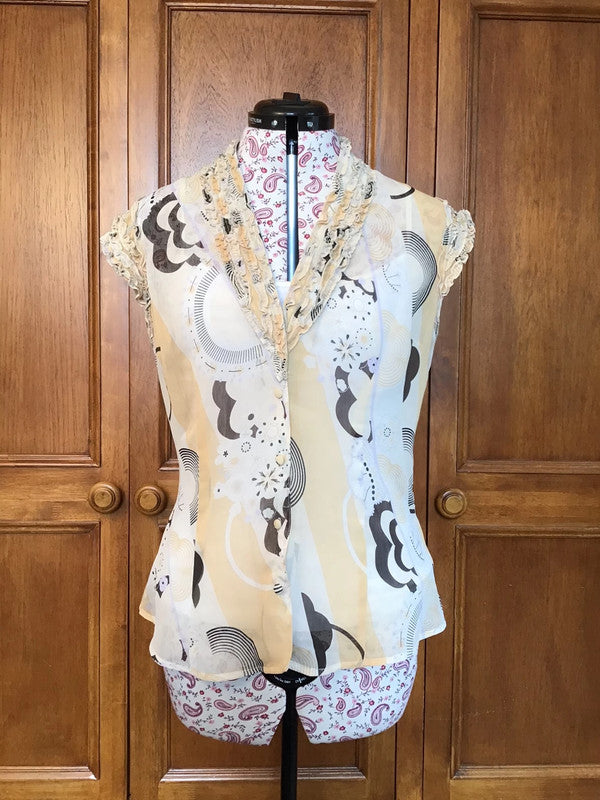 Summer sleeveless top