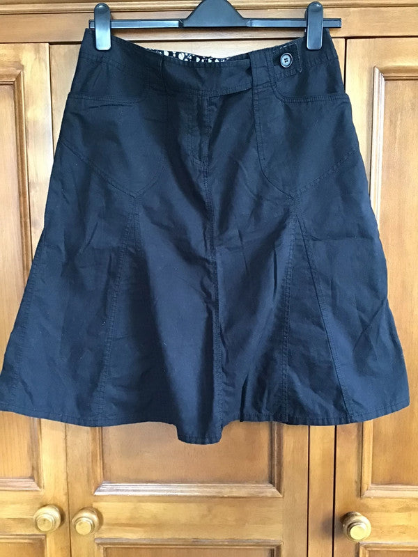 Black skirt