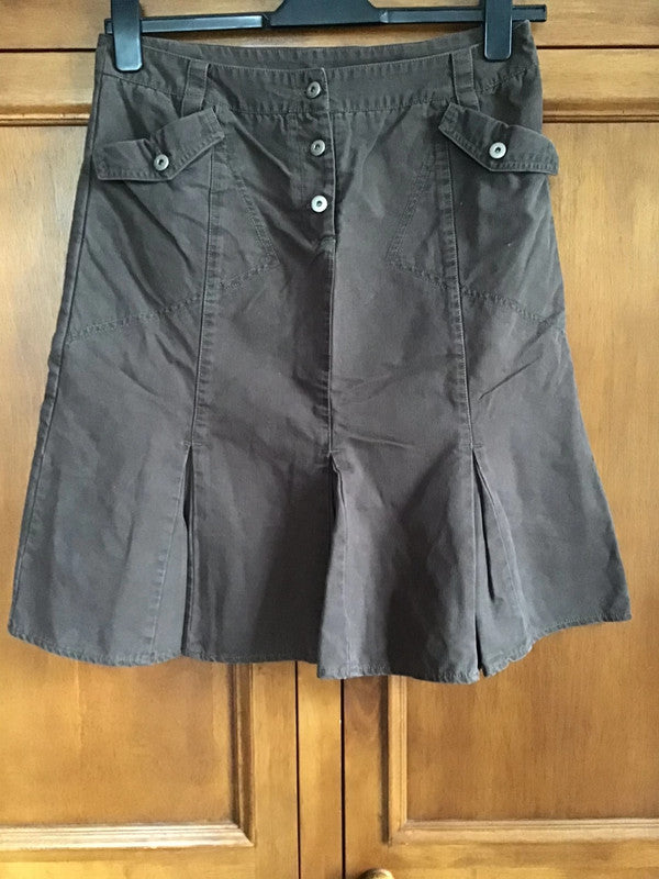 Brown skirt