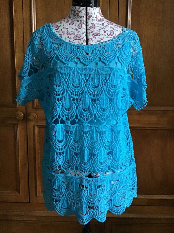 Crochet style top with matching vest top