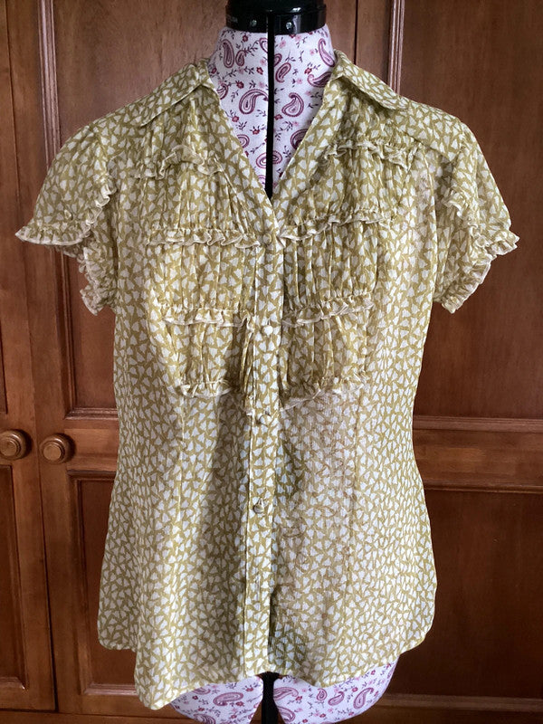 Short sleeved blouse size 14/16