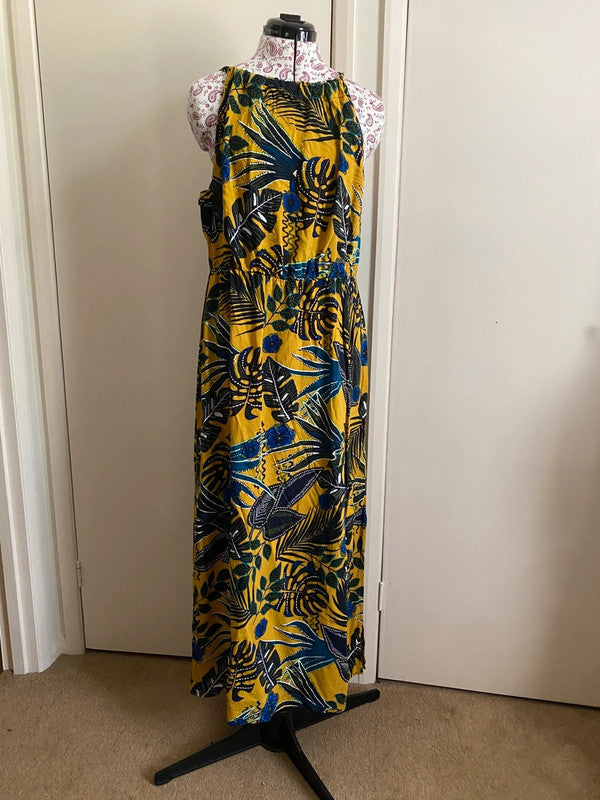 Lovely dress, size 14/16