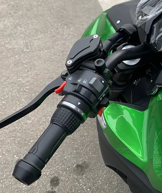 Silent Thunder – 10000W Electric Racing Motorcycle with 72V 100Ah Lithium Power