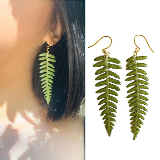 Whispers of the Wild – Delicate Fern Leaf Earrings That Let Nature Dance Beside You