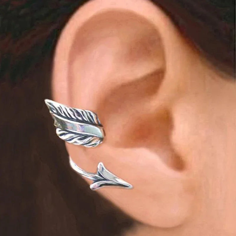 The Heart of the Wild – Fox Clip Earrings That Wrap You in Grace and Quiet Devotion