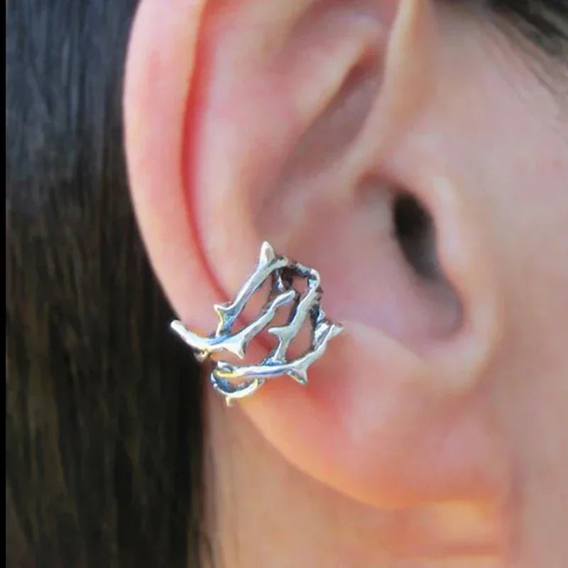 The Heart of the Wild – Fox Clip Earrings That Wrap You in Grace and Quiet Devotion