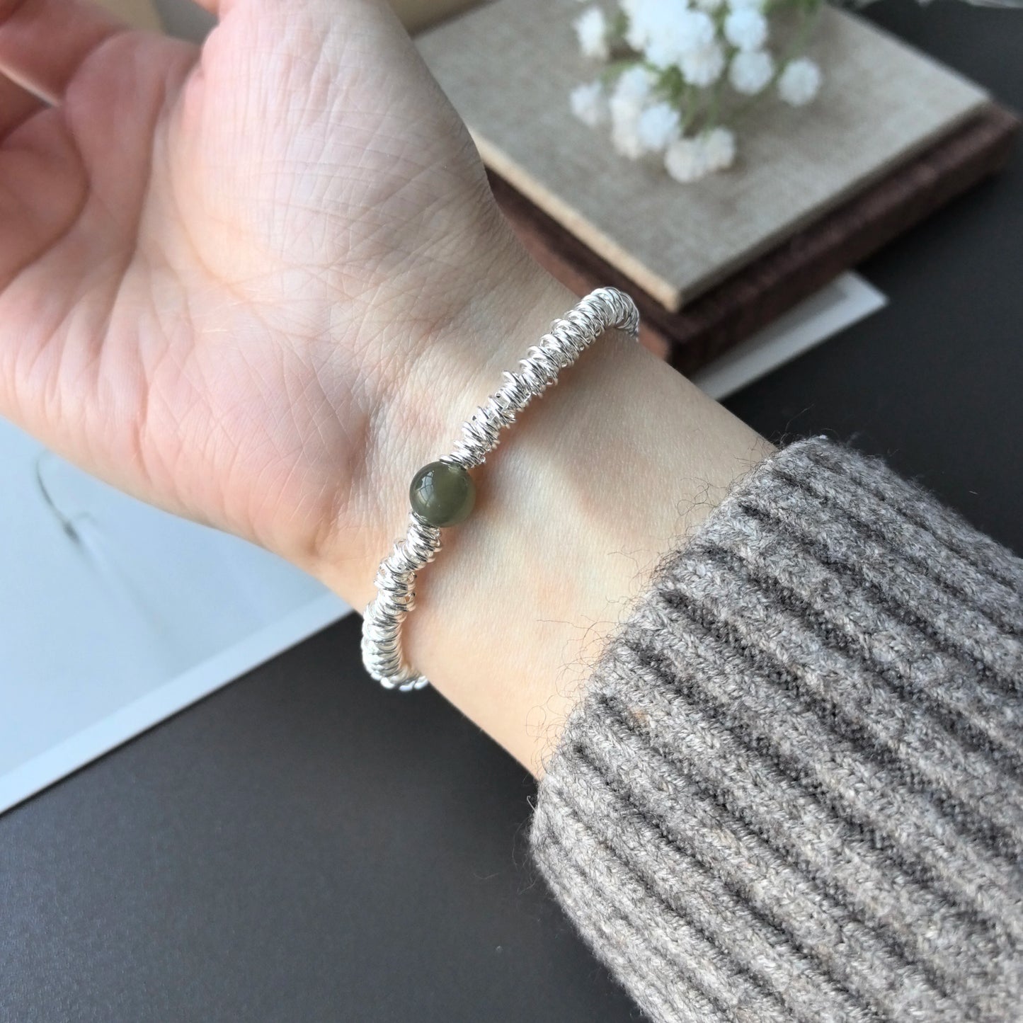 Where Nature Meets Grace – Sterling Silver Green Leaf Bracelet That Wraps the Wild Around Your Wrist