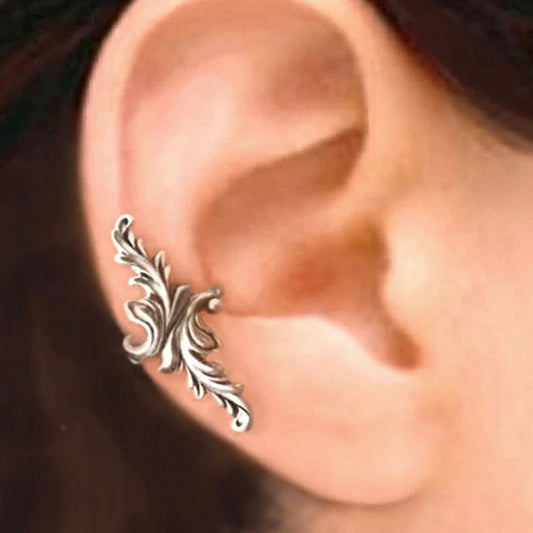 Edge Without Commitment – Carved Cuff Earrings That Whisper Punk with Every Glint