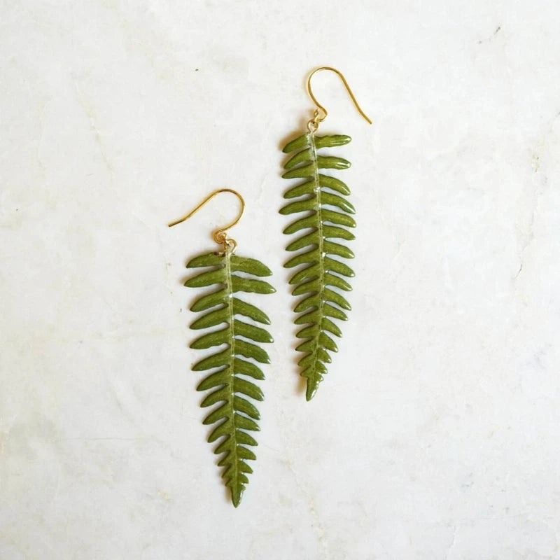 Whispers of the Wild – Delicate Fern Leaf Earrings That Let Nature Dance Beside You