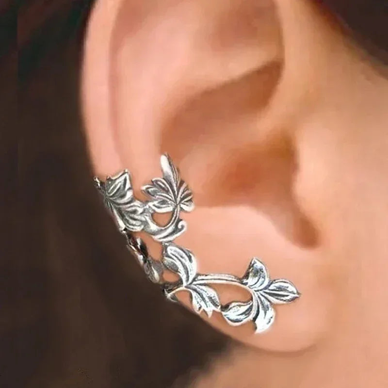 The Heart of the Wild – Fox Clip Earrings That Wrap You in Grace and Quiet Devotion
