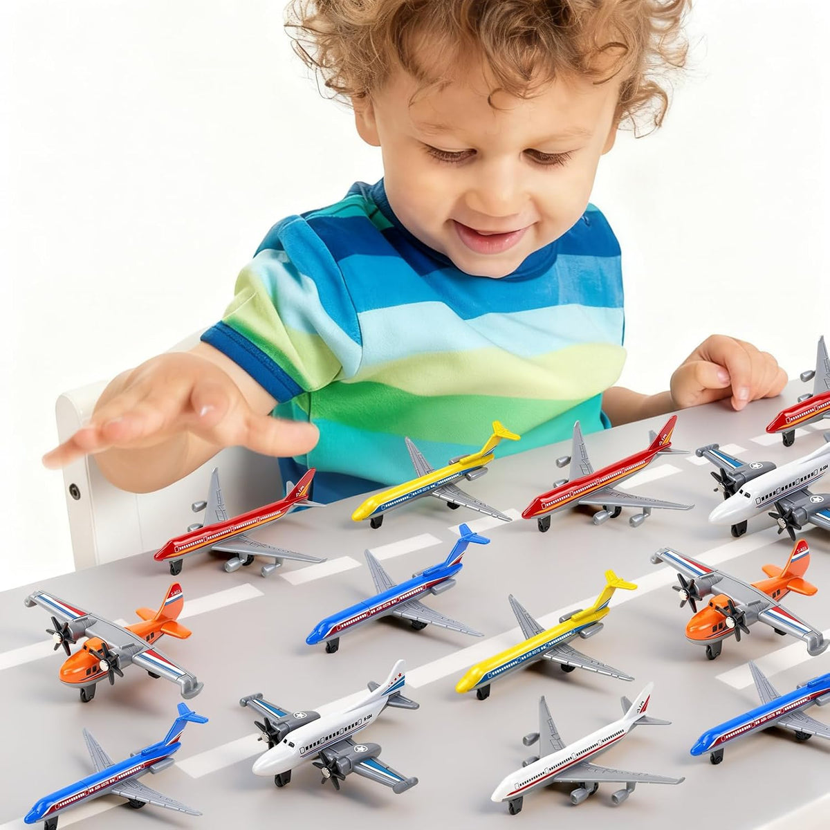 18 Pack Aeroplane Toys, Gifts Airplane Planes Toy for Boys Age 3 4 5 6 7